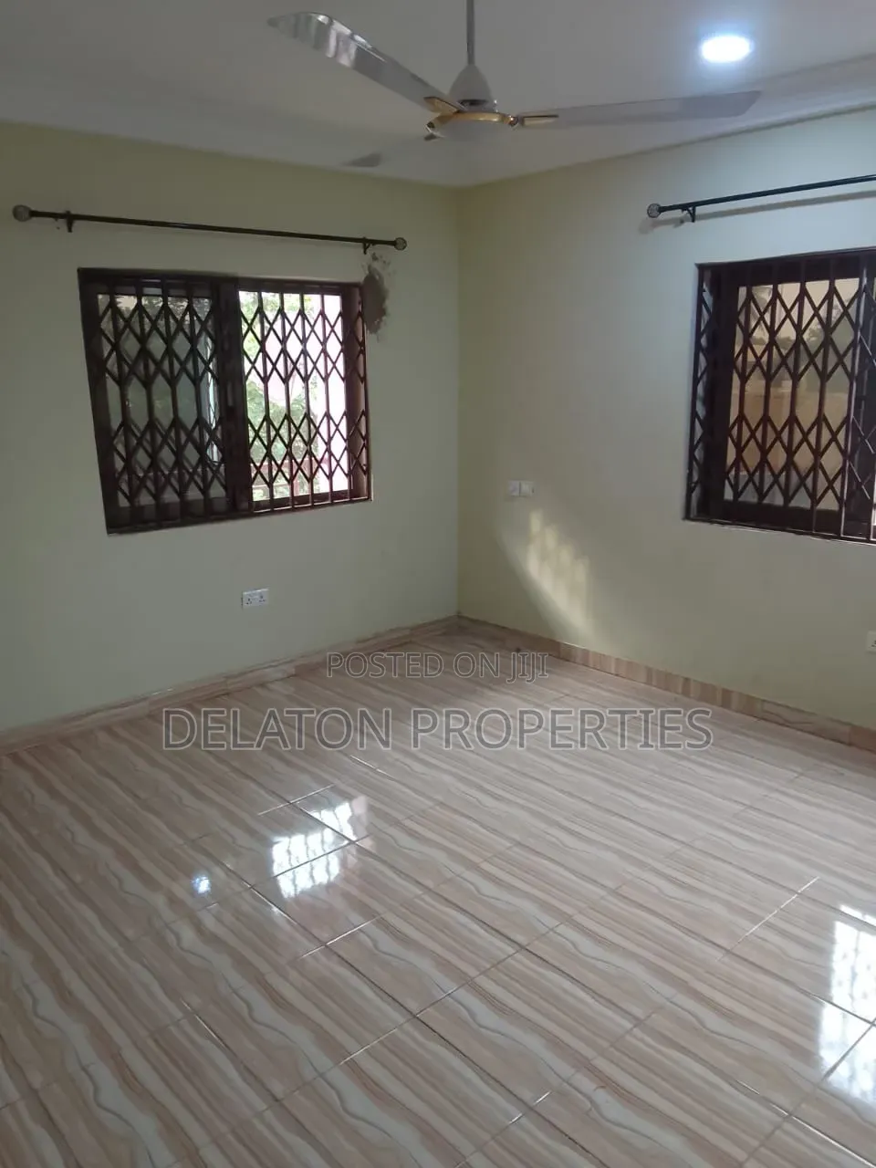3bdrm Apartment in Pokuase for rent