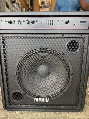 Yamaha Bs400 15inches Bass Guitar Combo