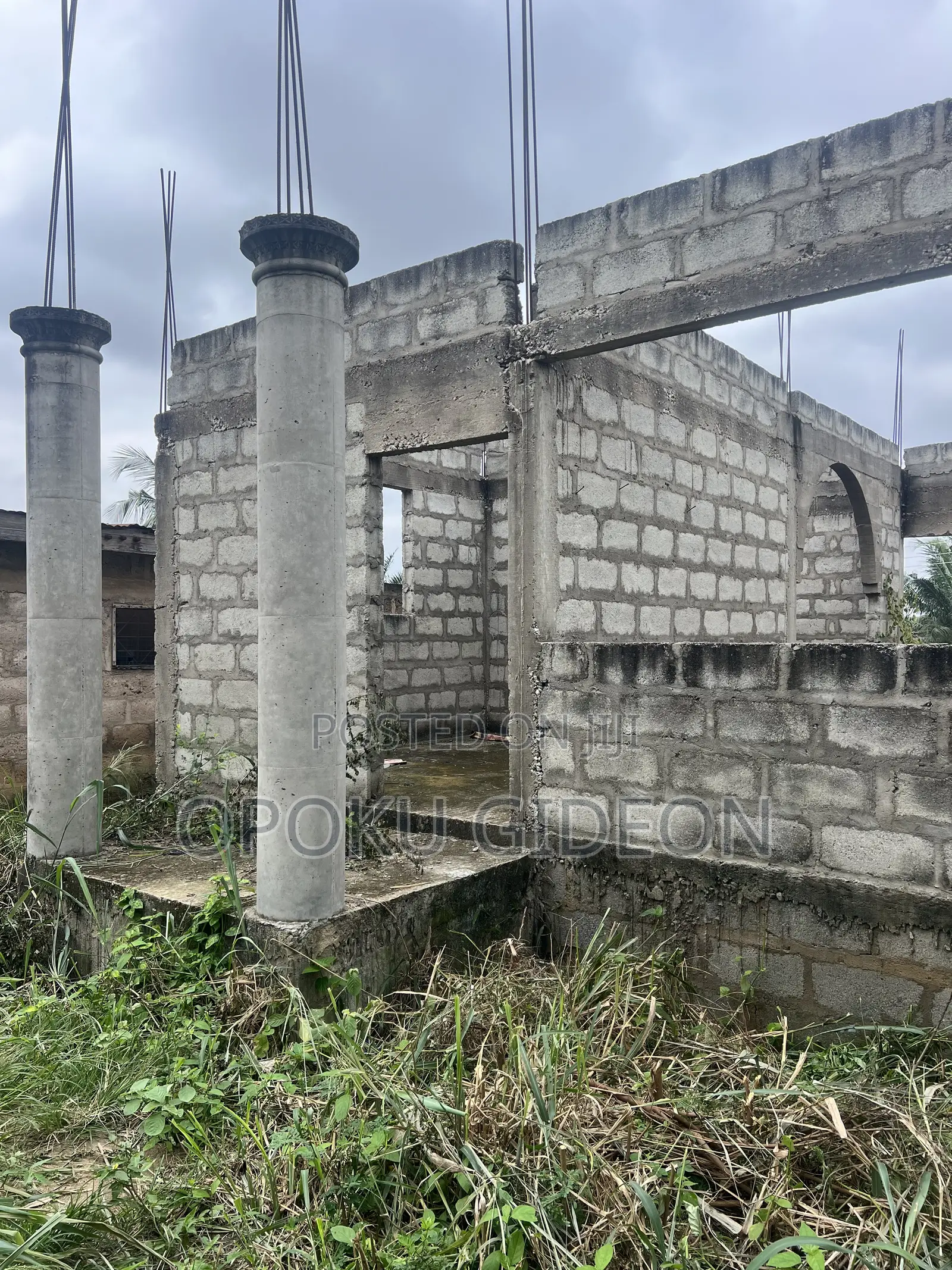 2bdrm House in Nsakina, Manhean for sale