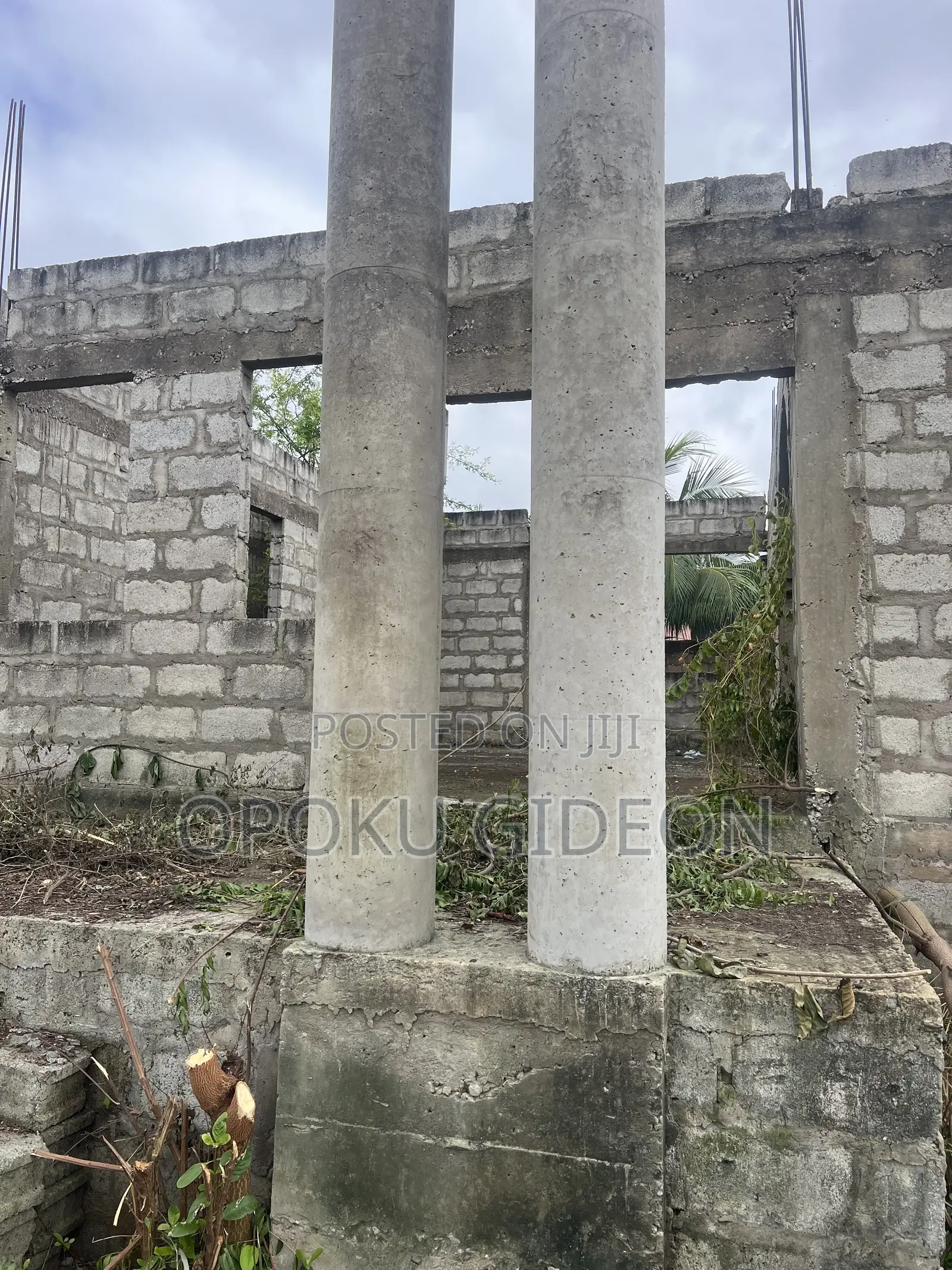 2bdrm House in Nsakina, Manhean for sale