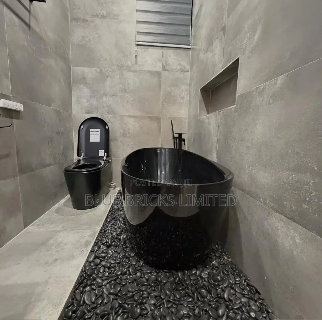 3bdrm House in Spintex, Baatsona Total for sale