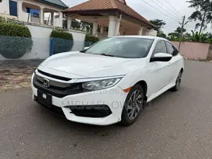 Honda Civic 2018 White