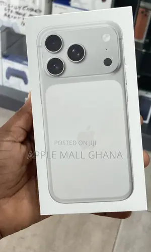 New Apple iPhone 17 Pro Max 256 GB Silver