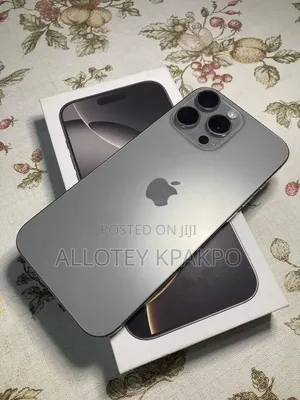 Apple iPhone 15 Pro Max 256 GB Silver