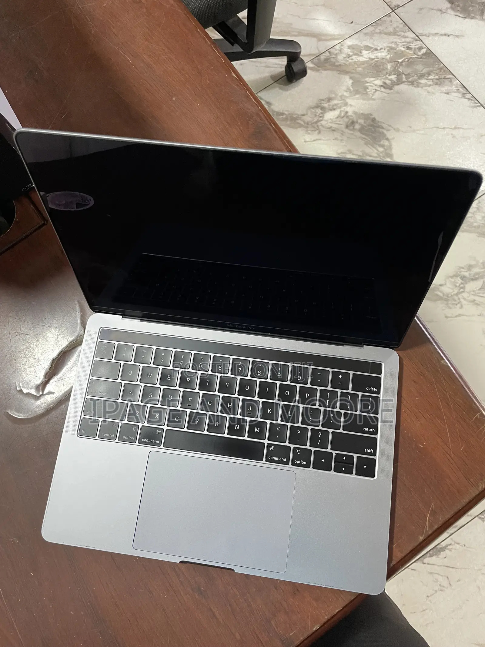 Laptop Apple MacBook Pro 2020 8GB Intel Core i5 SSD 256GB