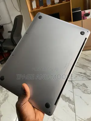 Laptop Apple MacBook Pro 2020 8GB Intel Core i5 SSD 256GB