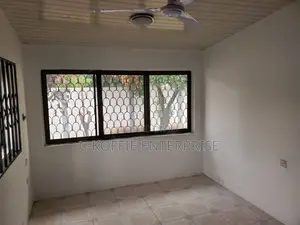 4bdrm House in North Kaneshie for rent