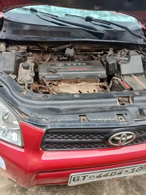 Toyota RAV4 2010 Red