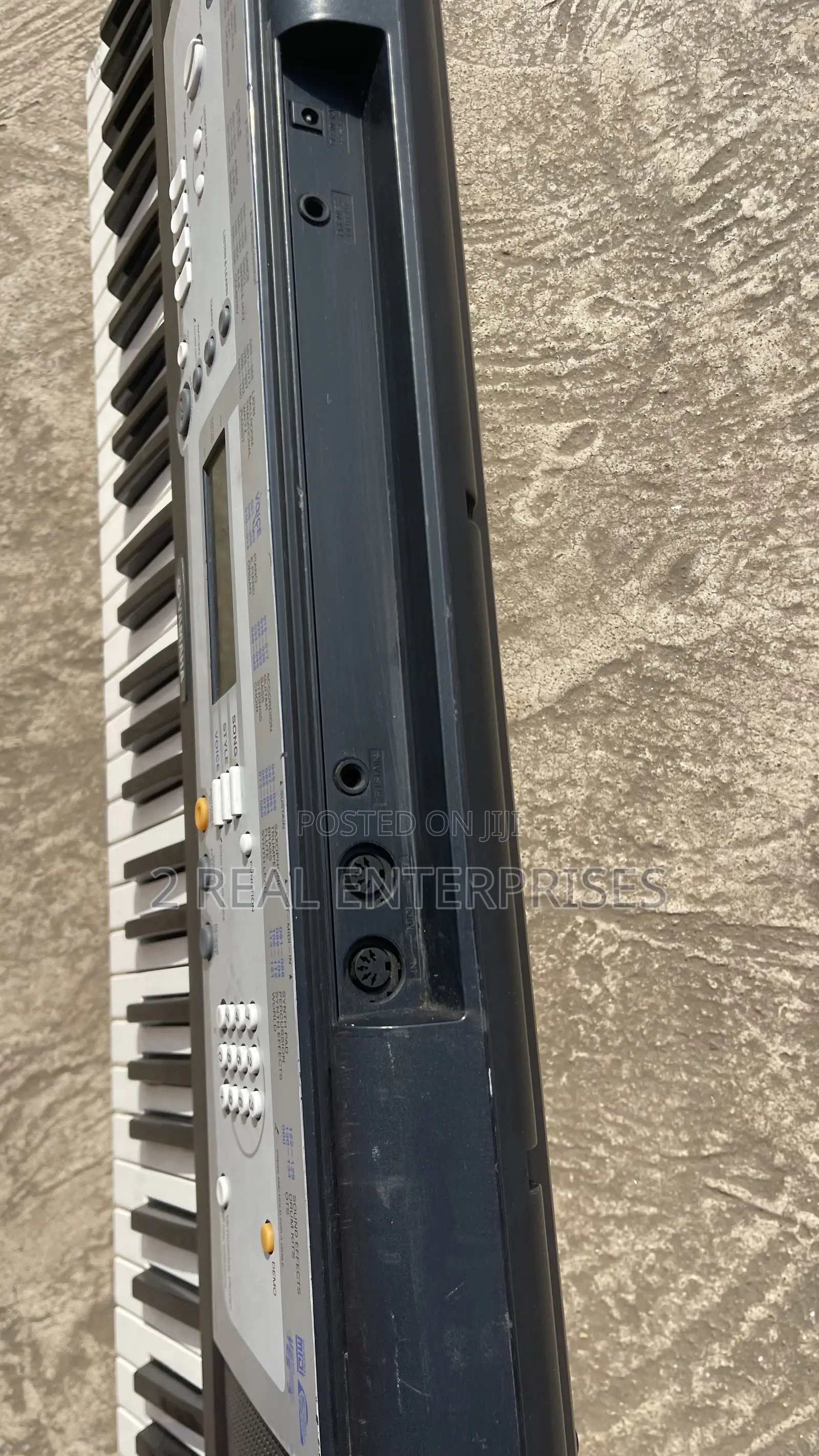Yamaha YPT-200 Keyboard