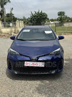 Toyota Corolla 2018 Blue