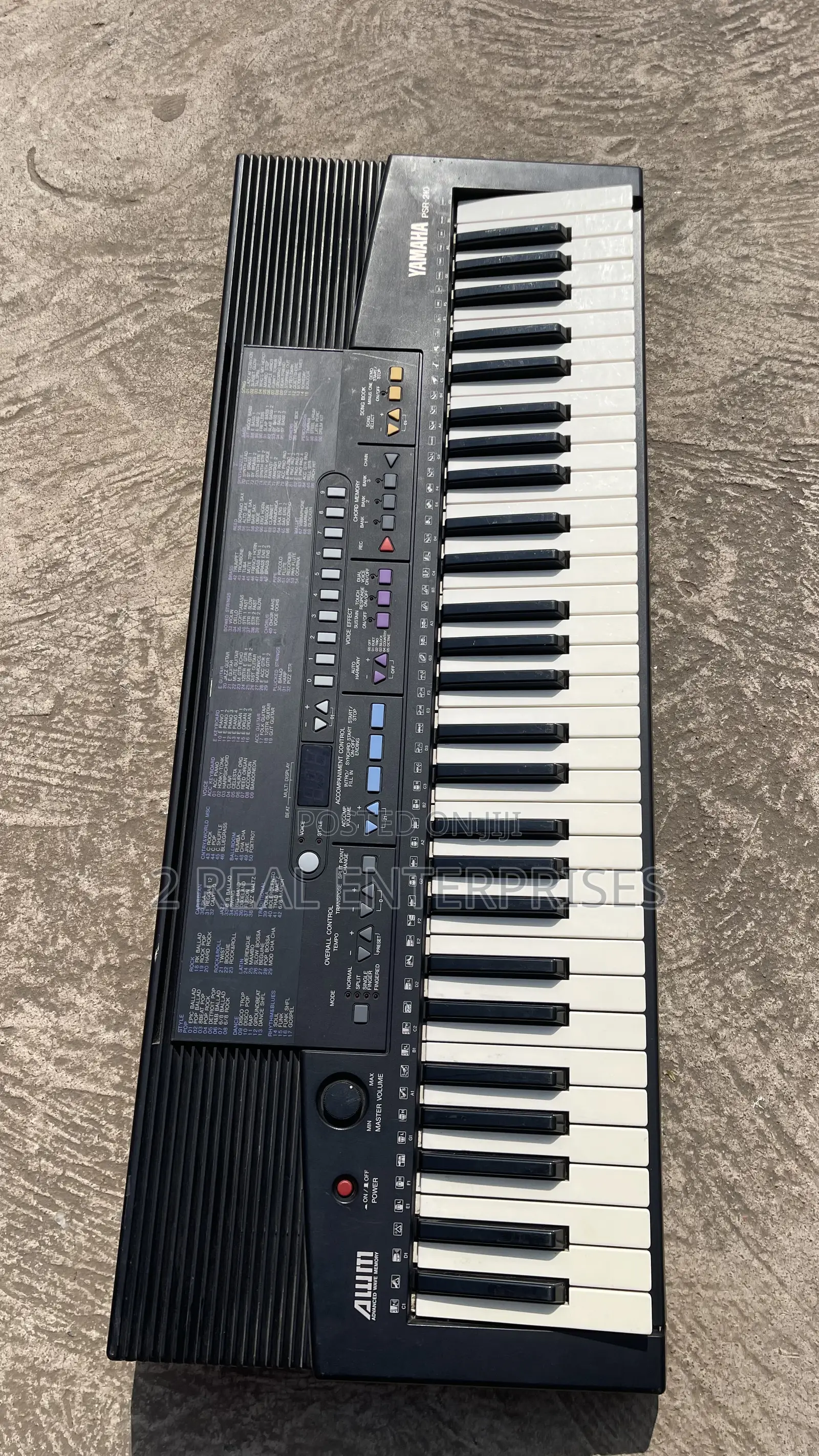 Yamaha PSR-210 Electronic Keyboard