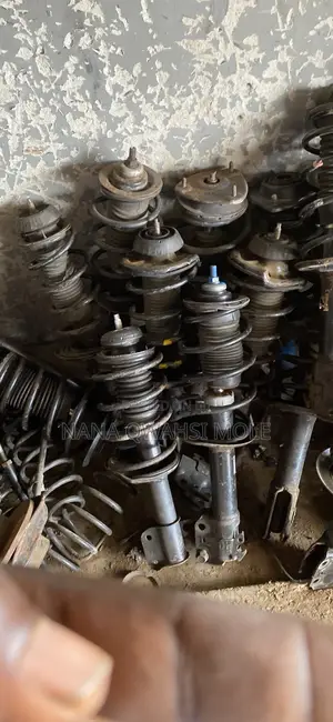 Toyota Vitz Front Shocks
