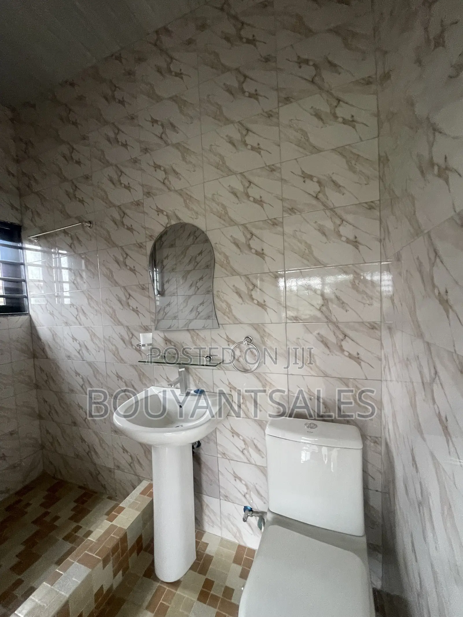 2bdrm Apartment in Boi, Abokobi for rent