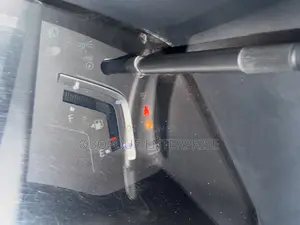 Toyota Vitz 1.3 AWD 5dr 2013 Blue