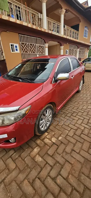 Toyota Corolla 2010 Red
