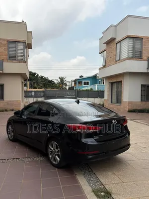 Hyundai Elantra 2017 Black