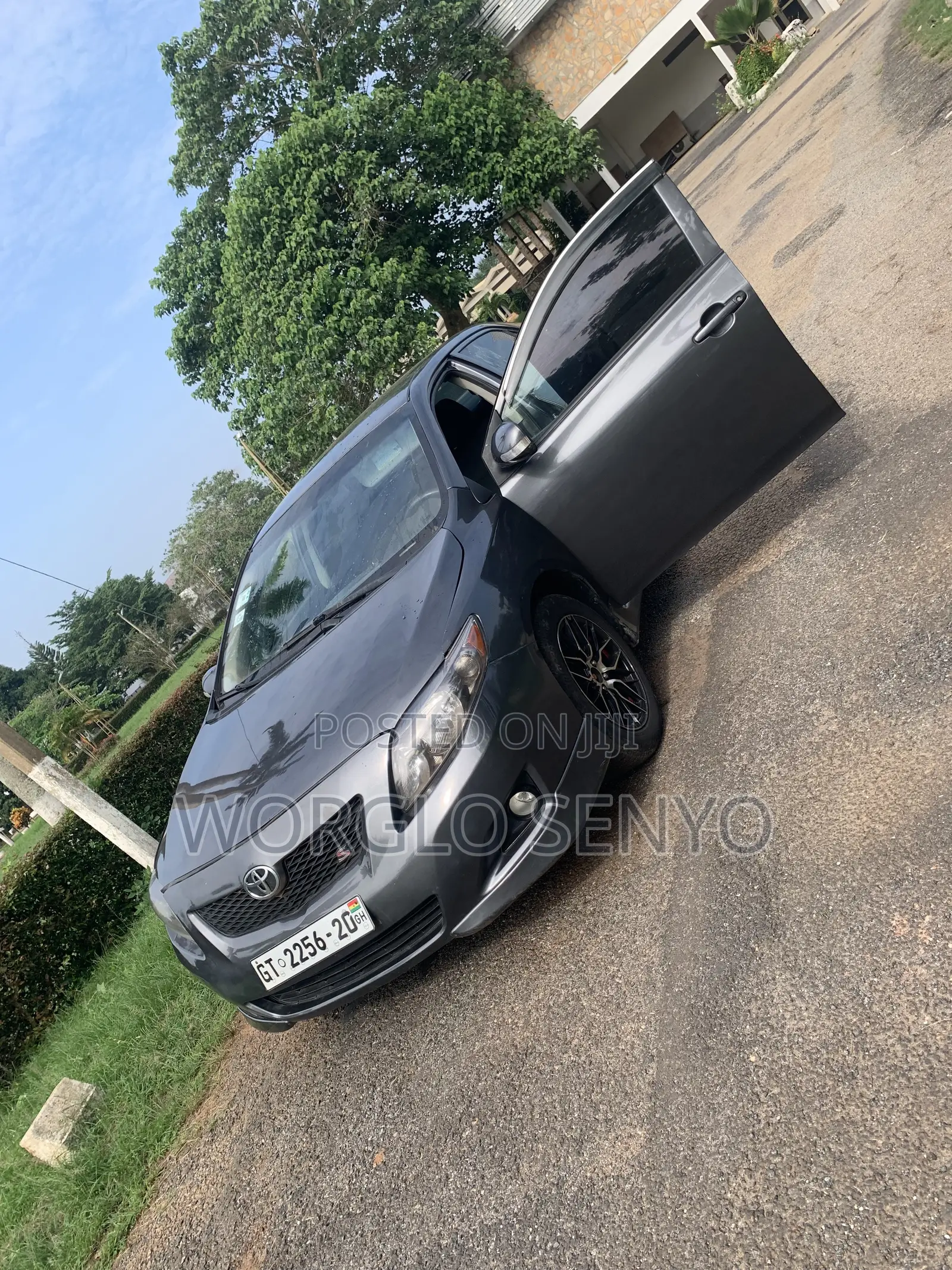 Toyota Corolla S 4dr Sedan (1.8L 4cyl 4A) 2010 Gray