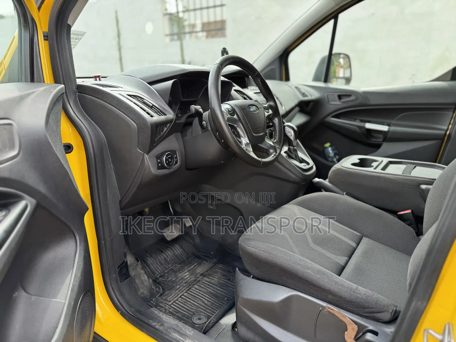 Ford Transit Crew Van 2023 Yellow