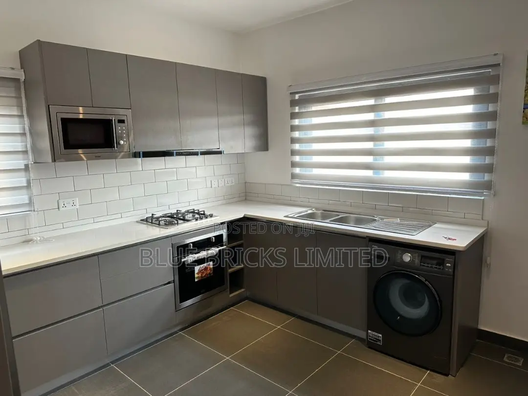 4bdrm House in Oyarifa for sale