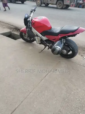 Honda VFR 700F 2014 Red