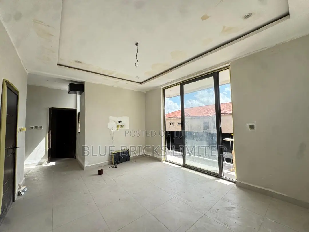 3bdrm House in Spintex, Baatsona Total for sale