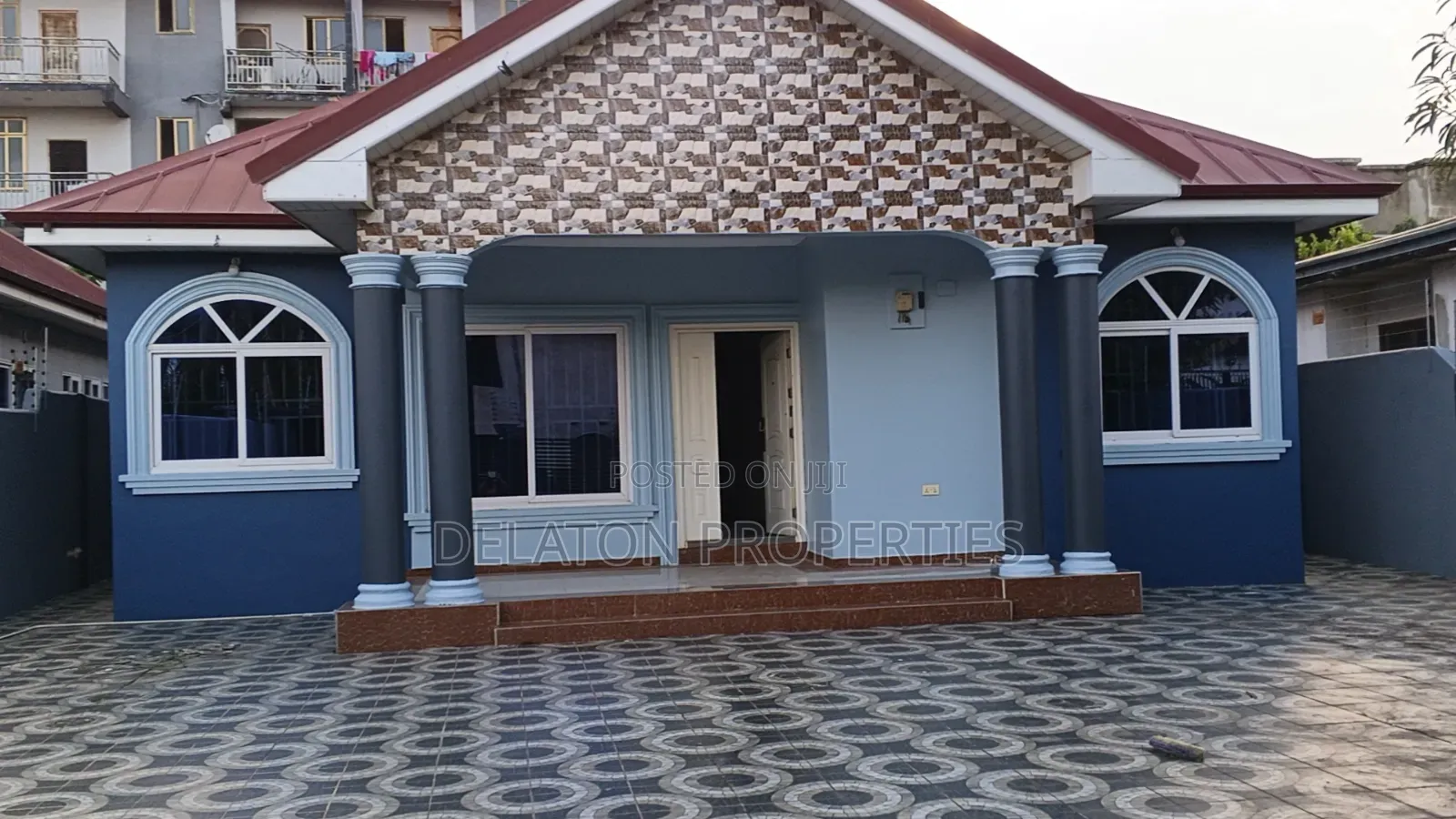 3bdrm House in Baatsona Total for rent