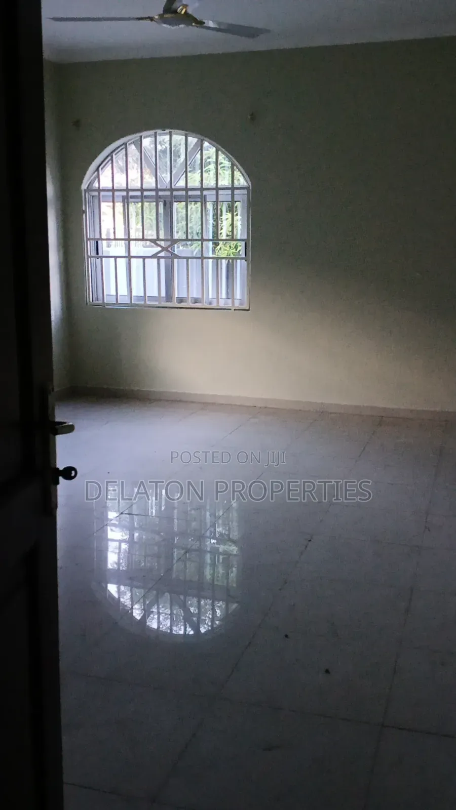 3bdrm House in Baatsona Total for rent