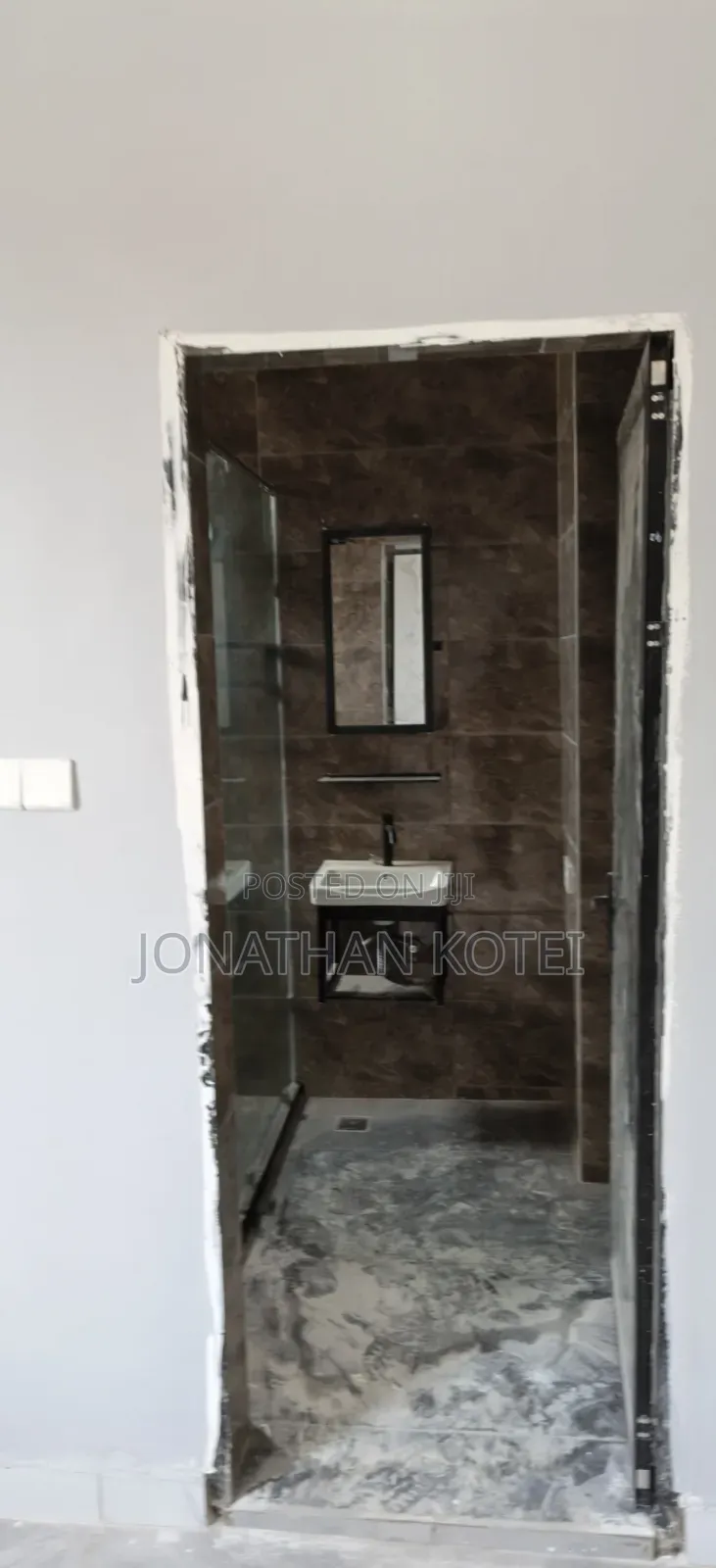 1bdrm Apartment in Kwabenya Abuom for rent