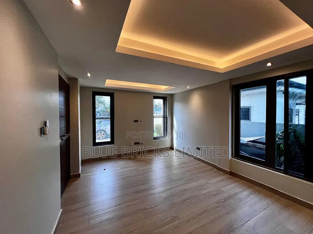 2bdrm Apartment in East Legon, A&C Mall Area for sale