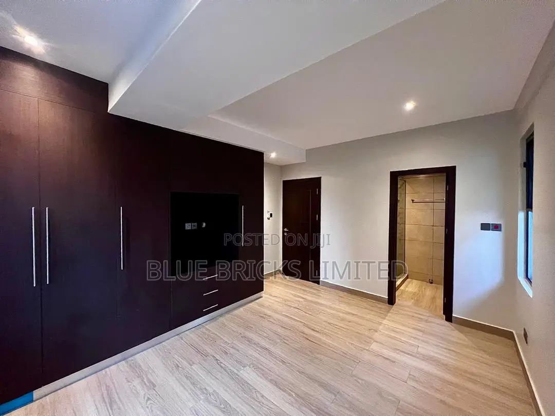 2bdrm Apartment in East Legon, A&C Mall Area for sale