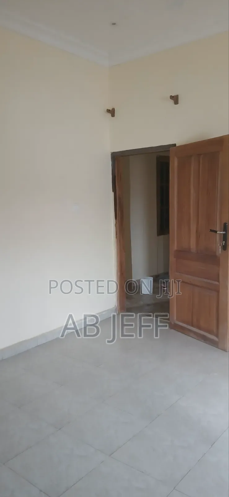 3bdrm Apartment in Kwadaso Estate, Kumasi Metropolitan for rent
