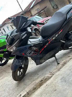 Yamaha Aerox 2024 Black
