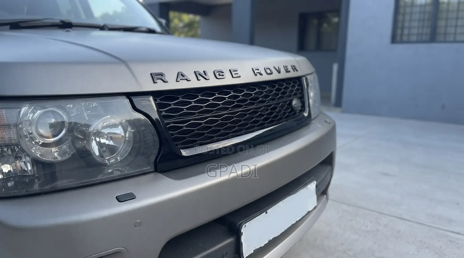 Land Rover Range Rover Sport Autobiography 4x4 (5.0L 8cyl 6A) 2012 Gray