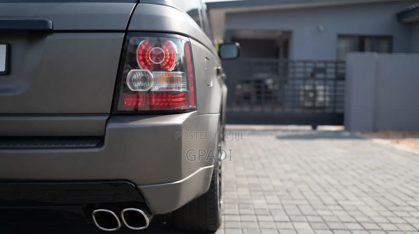 Land Rover Range Rover Sport Autobiography 4x4 (5.0L 8cyl 6A) 2012 Gray