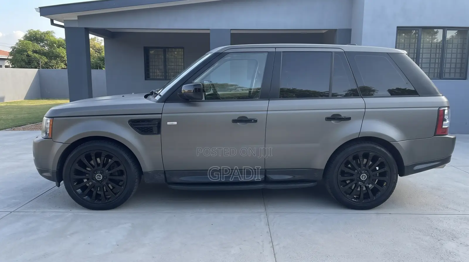 Land Rover Range Rover Sport Autobiography 4x4 (5.0L 8cyl 6A) 2012 Gray