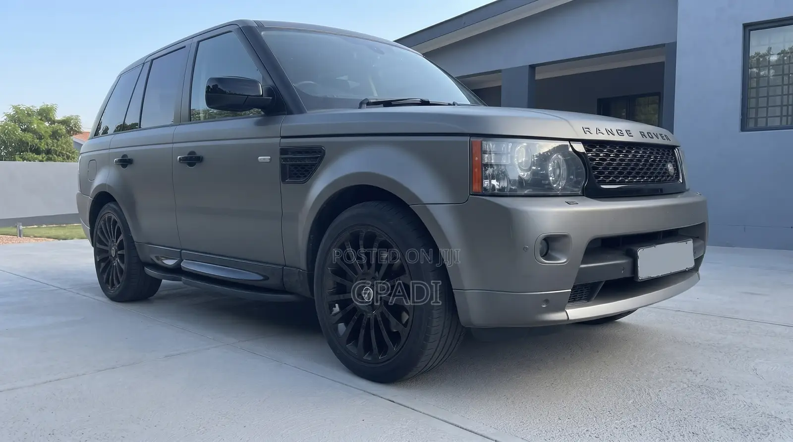 Land Rover Range Rover Sport Autobiography 4x4 (5.0L 8cyl 6A) 2012 Gray