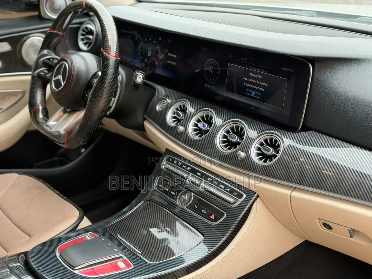 Mercedes-Benz E300 2017 Red