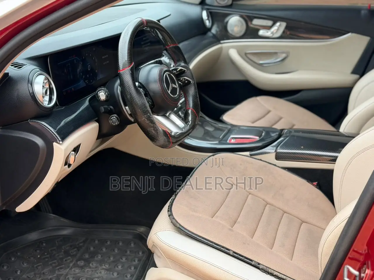Mercedes-Benz E300 2017 Red