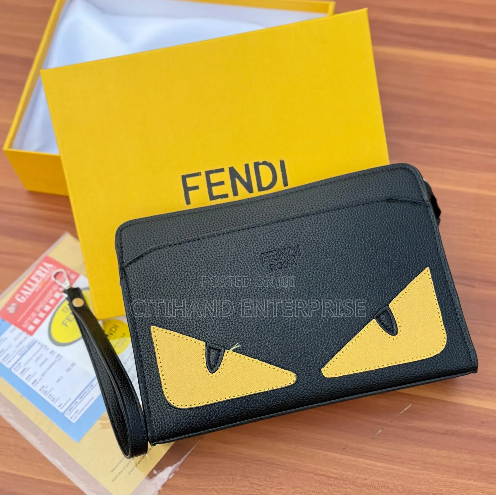 Quality Men's Clutch Bag - Durable Stylish!!