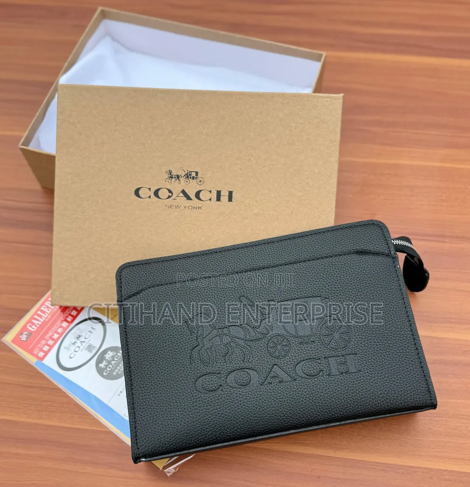 Quality Men's Clutch Bag - Durable Stylish!!