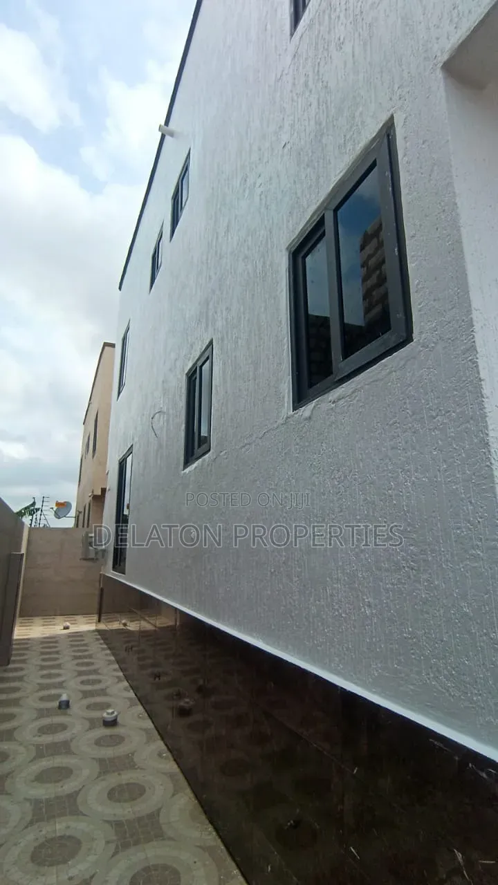 4bdrm House in Lashibi for rent