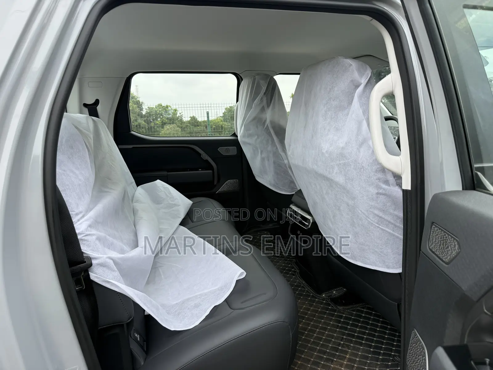 New Maxus T90 2025 Silver