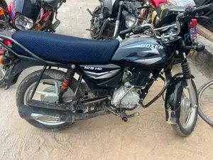 Bajaj Boxer 125 2025 Black
