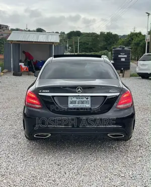 Mercedes-Benz C400 2016 Black