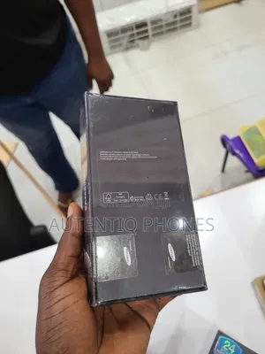 New Samsung Galaxy S21 5G 128 GB Black
