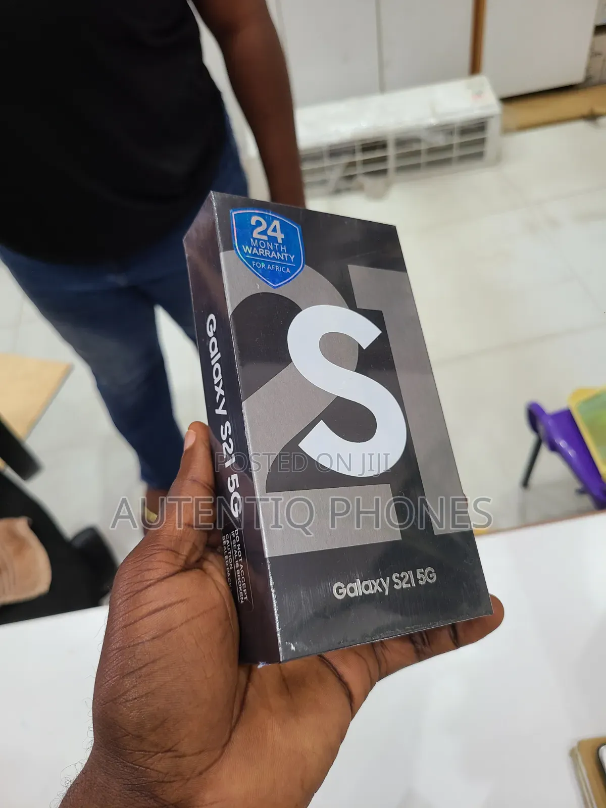 New Samsung Galaxy S21 5G 128 GB Black