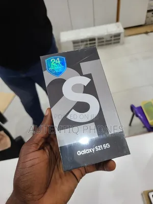 New Samsung Galaxy S21 5G 128 GB Silver