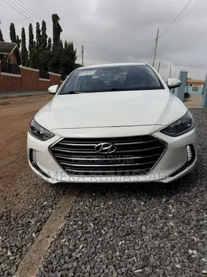 Hyundai Elantra 2017 White