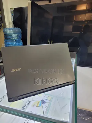 Laptop Acer Aspire V V5 572P 8GB Intel Core i7 HDD 500GB