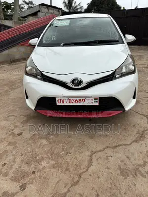 Toyota Vitz 1.3 AWD 5dr 2015 White